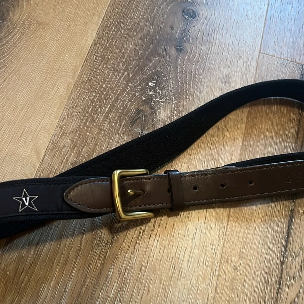 Belts vineyard vines navy Size 34